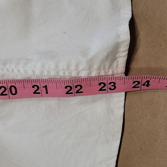 Mossimo Size L White Short Sleeve Button Down Shirt, Mock Neck with V-Notch - Picture 9 of 11